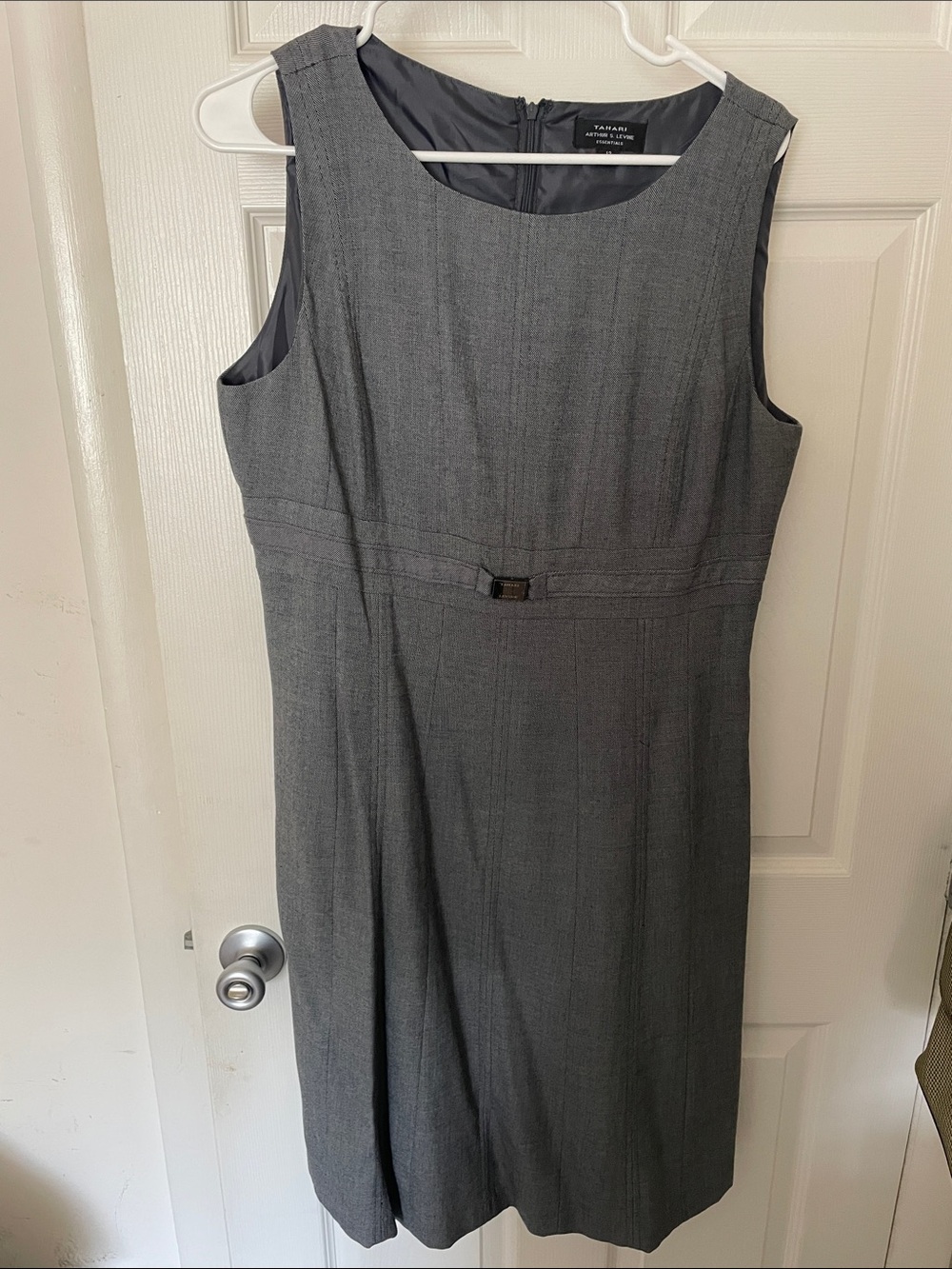 Tahari ASL Gray Sleeveless Midi Sheath Dress